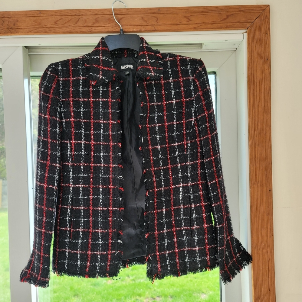 Kasper Women's Tassel Sleeves & Hem Jacket